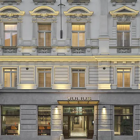 The Julius 5* Praha