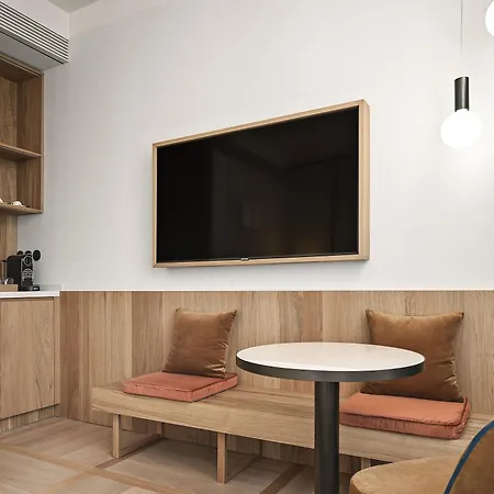 The Julius Hotel
