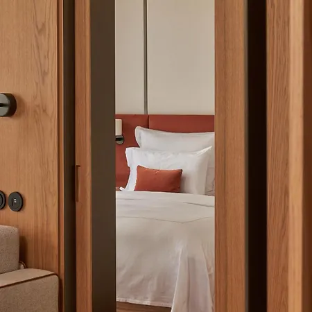 Hotel The Julius 5*