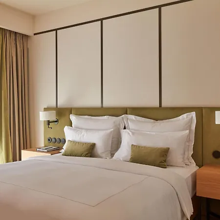 The Julius Hotel 5*