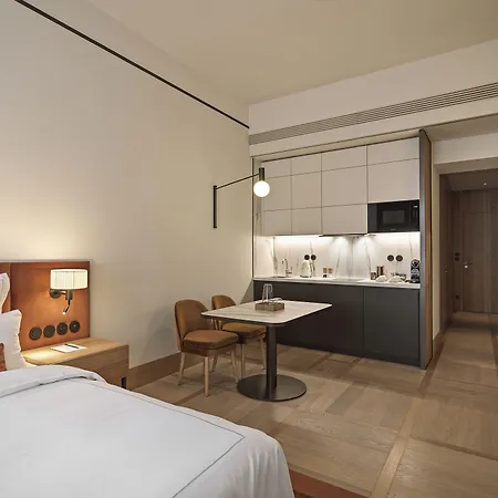 Hotel The Julius