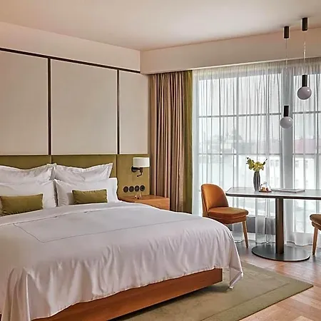 Hotel The Julius