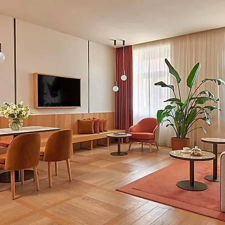Hotel The Julius 5*