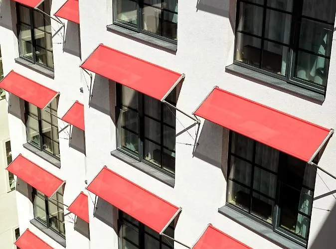 The Julius Hotell 5*