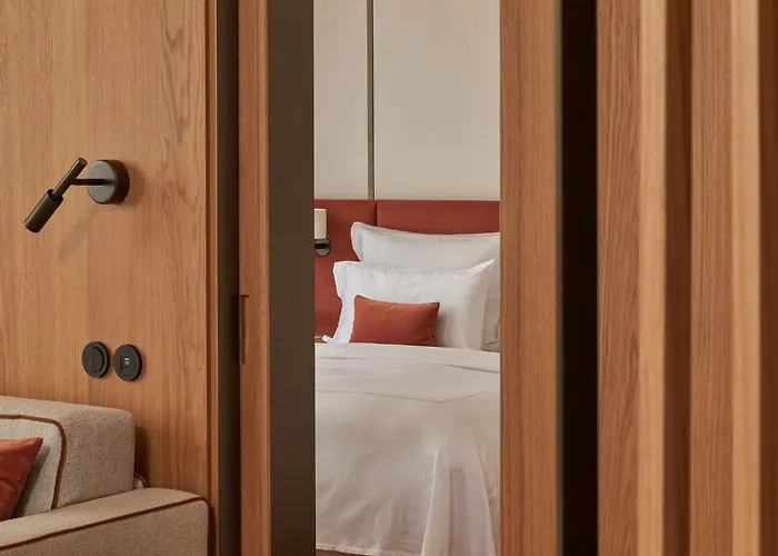 Hotell The Julius 5*