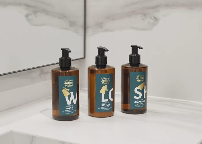 The Julius Hotell 5*